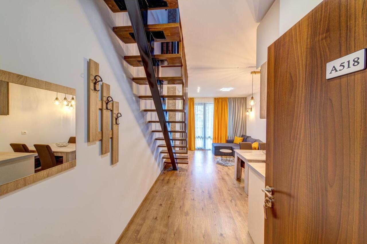 Skyday Penthouse Deluxe At Oak Residence Smolyan Eksteriør billede