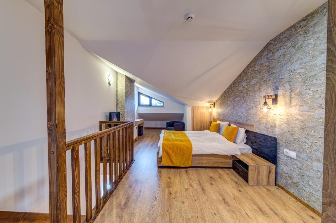 Skyday Penthouse Deluxe At Oak Residence Smolyan Eksteriør billede